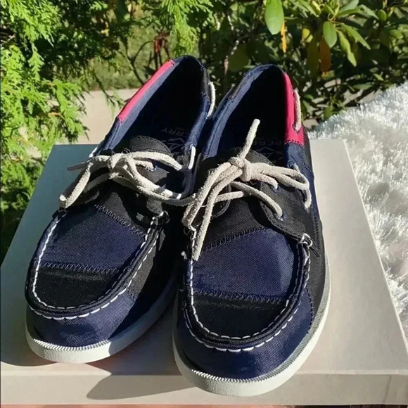 Sperry  Navy Women's Authentic Original Bo… - Picture 2 of 7